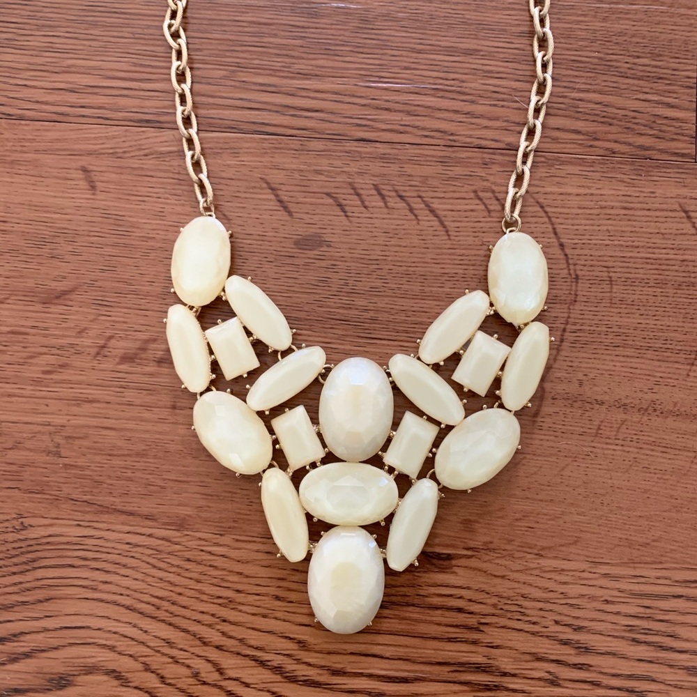 Statement necklace - Picture 2 of 2